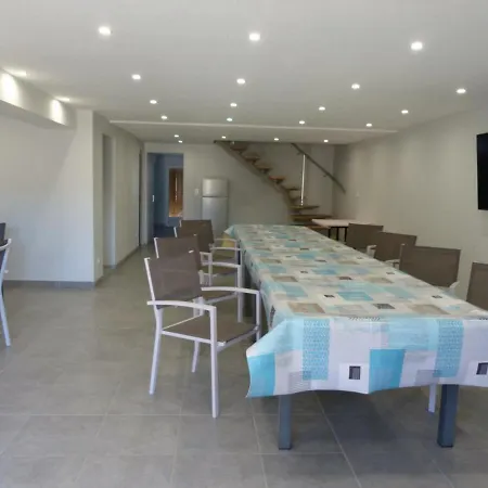 Valigny, 4 Pieces, 12 Personnes - Fr-1-489-276